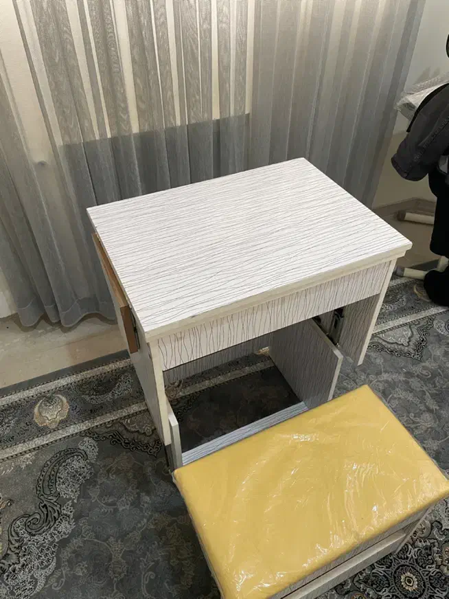 میز چرخ خیاطی جمع شو نو|لوازم خیاطی و بافتنی|تهران, دریان‌نو|دیوار