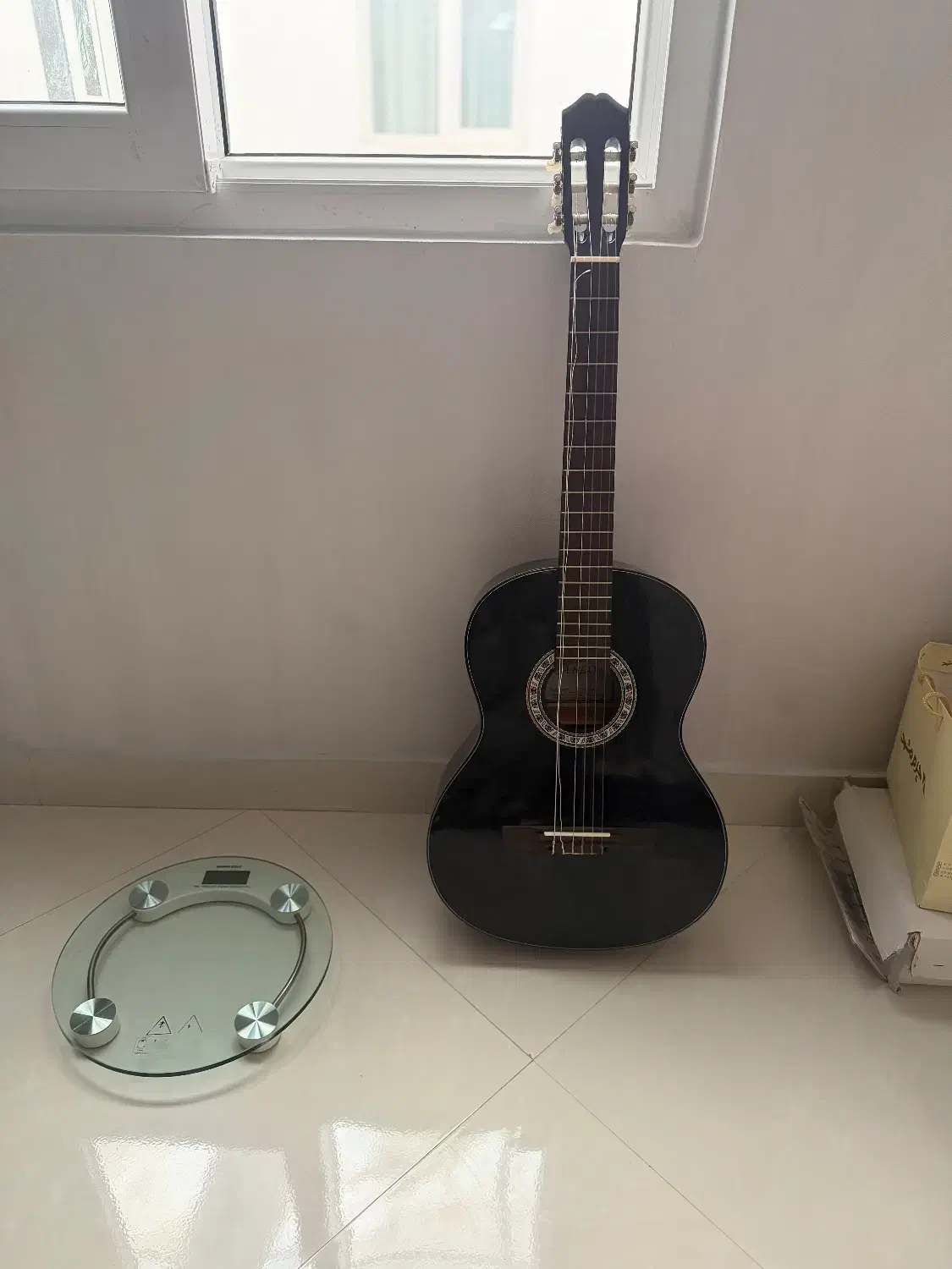 گیتار کارلوس وارداتی|گیتار، بیس، امپلیفایر|گرگان, |دیوار