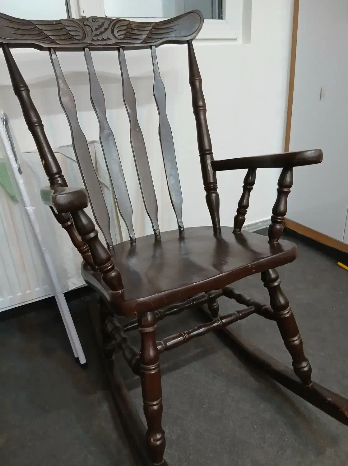 صندلی راک|صندلی و نیمکت|زاهدان, |دیوار