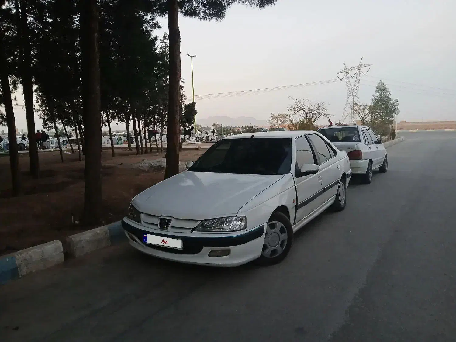 پارس سفید ۸۵|خودرو سواری و وانت|شاهین‌شهر, امام حسین|دیوار