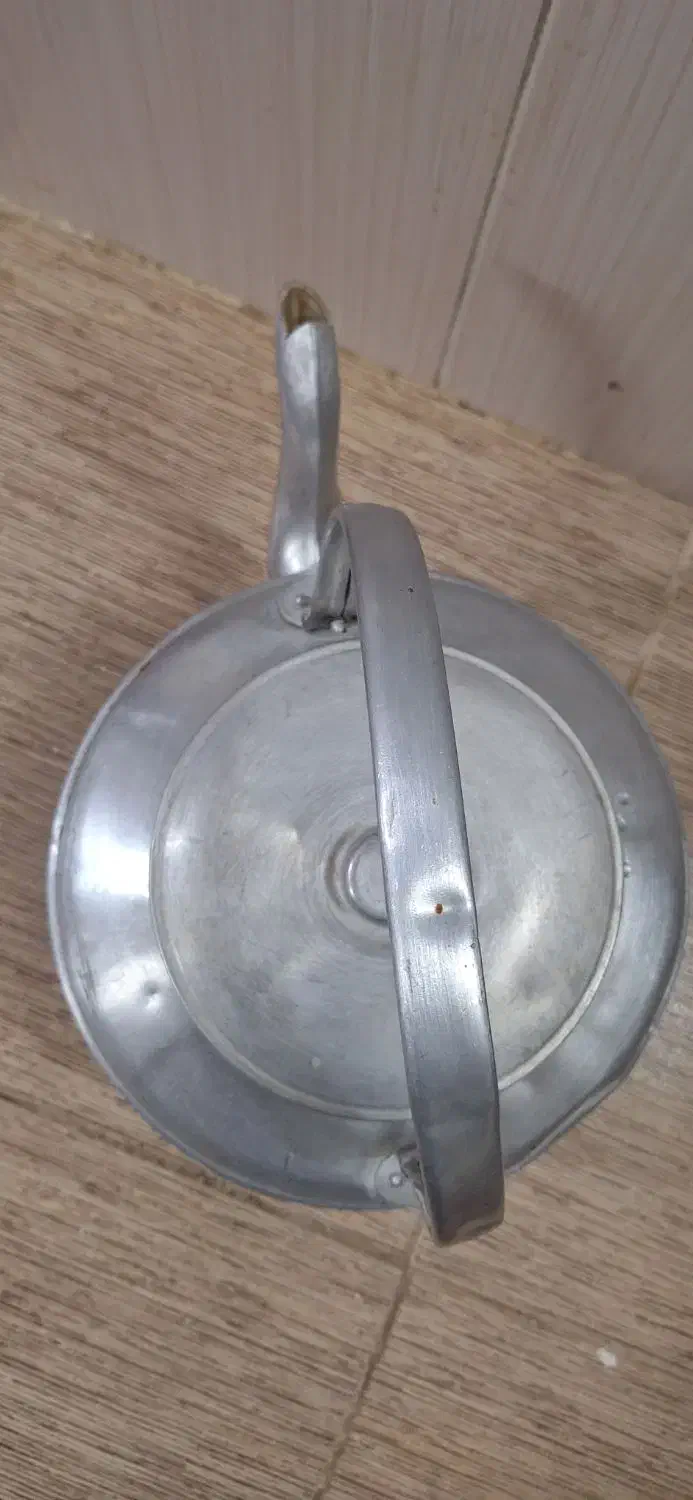 دو عدد کتری روحی ۸ و ۵ لیتری|قوری، کتری، قهوه‌ساز دستی|قم, هفت تیر|دیوار