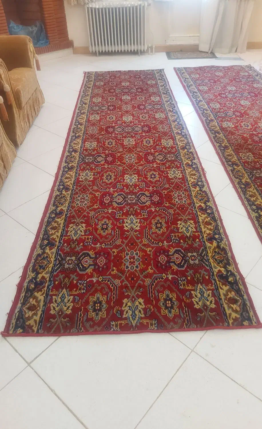 دوتا فرش ماشینی کناره لاکی|فرش|کرمانشاه, |دیوار