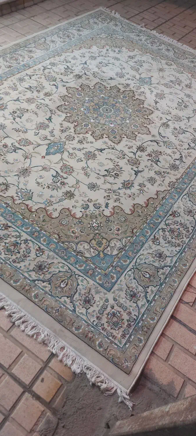 ۲ تخته فرش ۱۲ متری ۷۰۰ شانه تراکم ۱۵۰۰|فرش|نسیم‌شهر, |دیوار