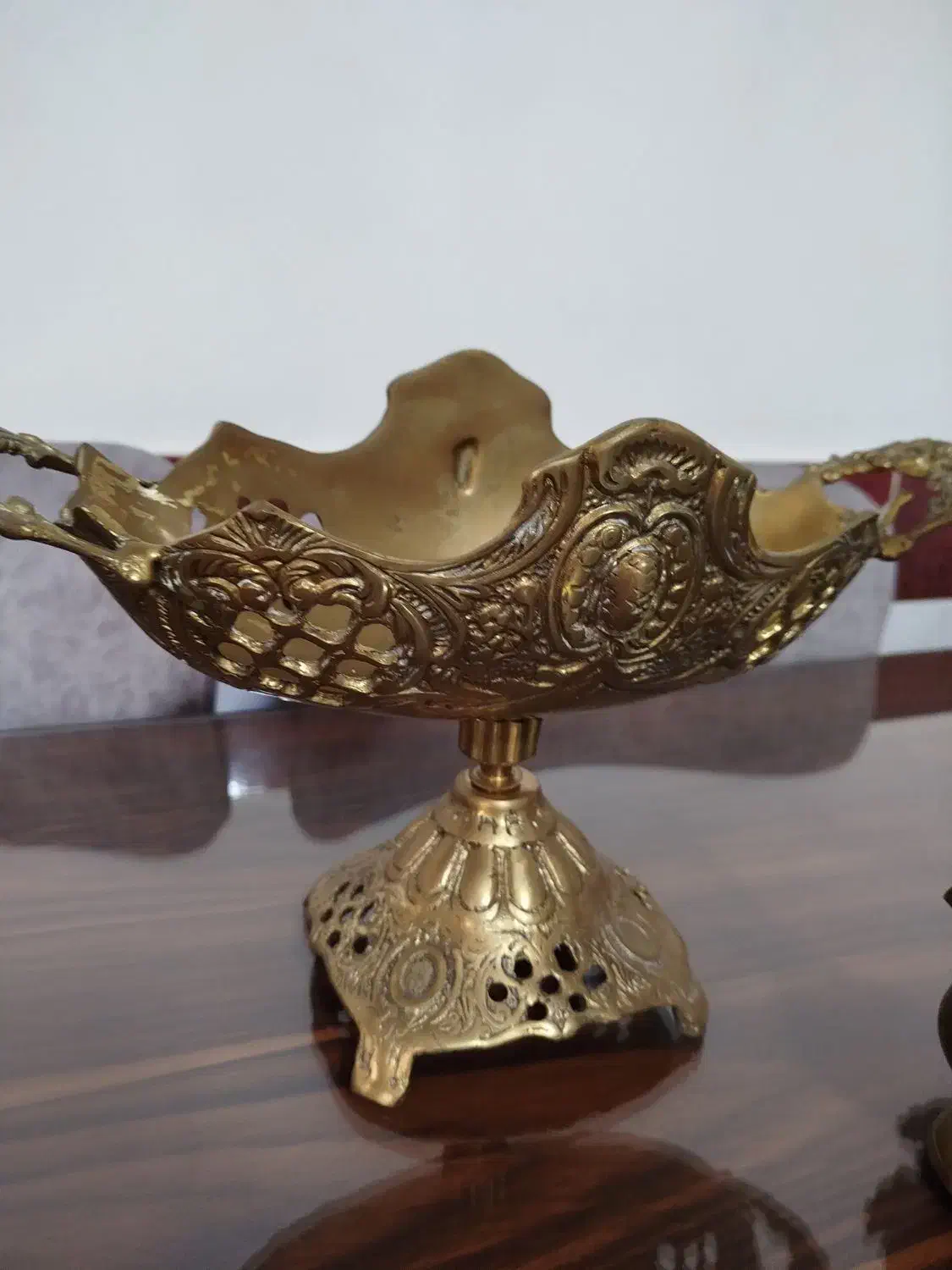 تعدادی ظروف برنزی|مجسمه، تندیس، ماکت|مراغه, |دیوار