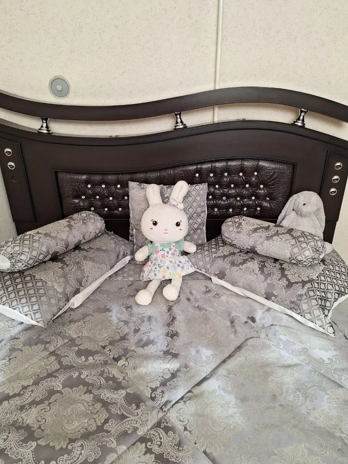 تخت دونفره|تخت و سرویس خواب|مشهد, یاس|دیوار