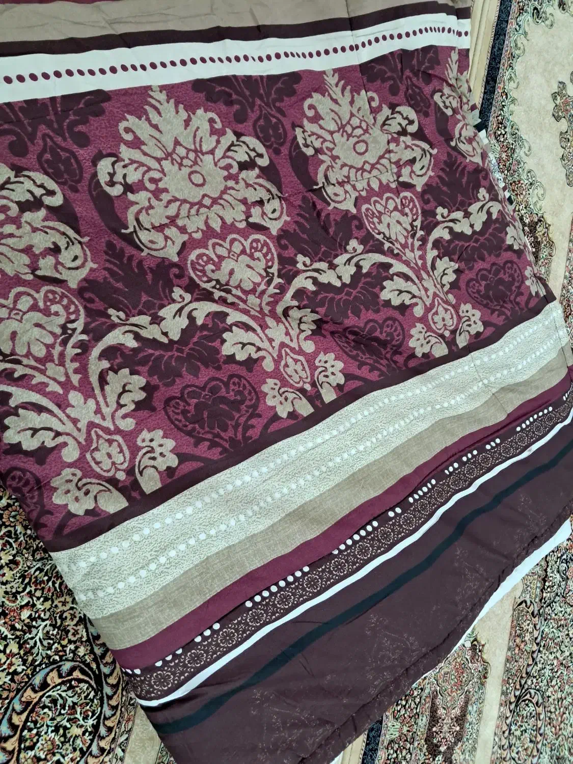 رو تختی دو نفره در حد نو|سرویس روتختی|ملایر, |دیوار