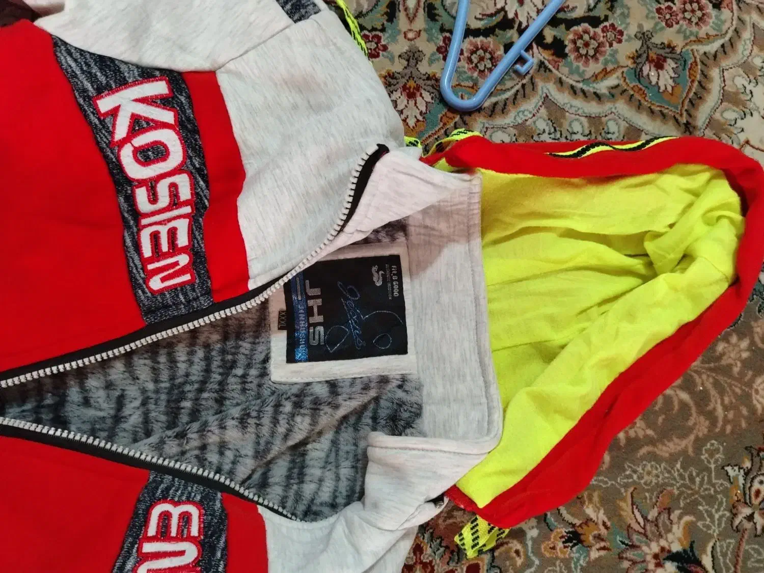 کاپشن|لباس|برازجان, |دیوار