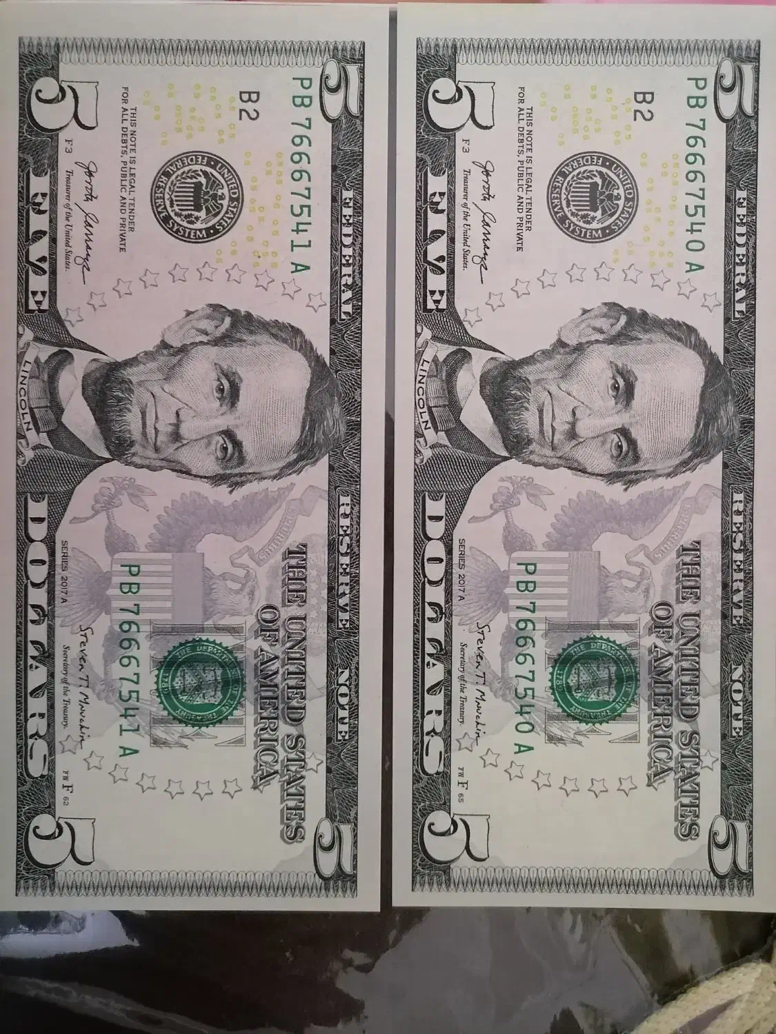 دلار آمریکا جفت 5 دلاری سوپر بانکی پشت سریال|کلکسیون سکه، تمبر، اسکناس|بروجرد, |دیوار