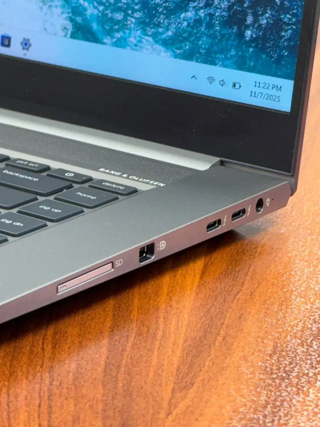 لپتاپ مهندسی سبک با 6 گیگ گرافیک Zbook Studio|رایانه همراه|تهران, فلسطین (میدان انقلاب)|دیوار