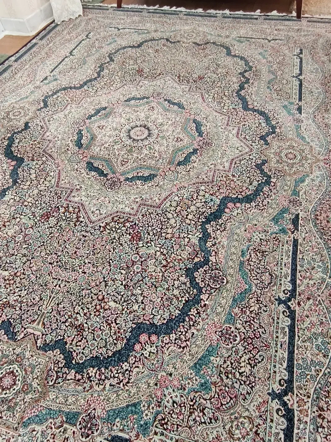 دوتخته فرش 12متری|فرش|گنبد کاووس, |دیوار