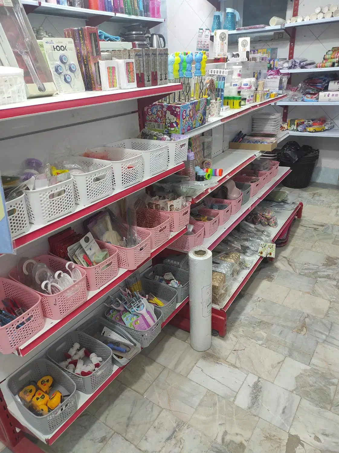 لوازم پلاسکویی و خرده ریز اشپزخانه|ظروف نگهدارنده، پلاستیکی، یکبارمصرف|گلپایگان, |دیوار