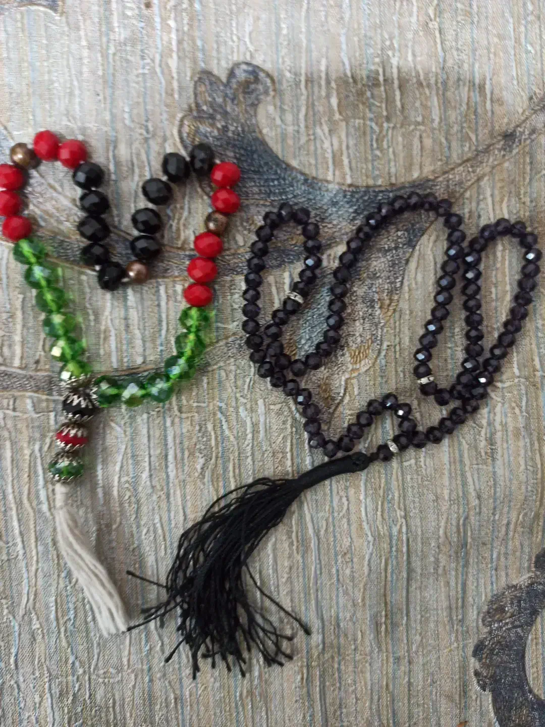 تسبیح|کلکسیون اشیاء عتیقه|پیشوا, |دیوار