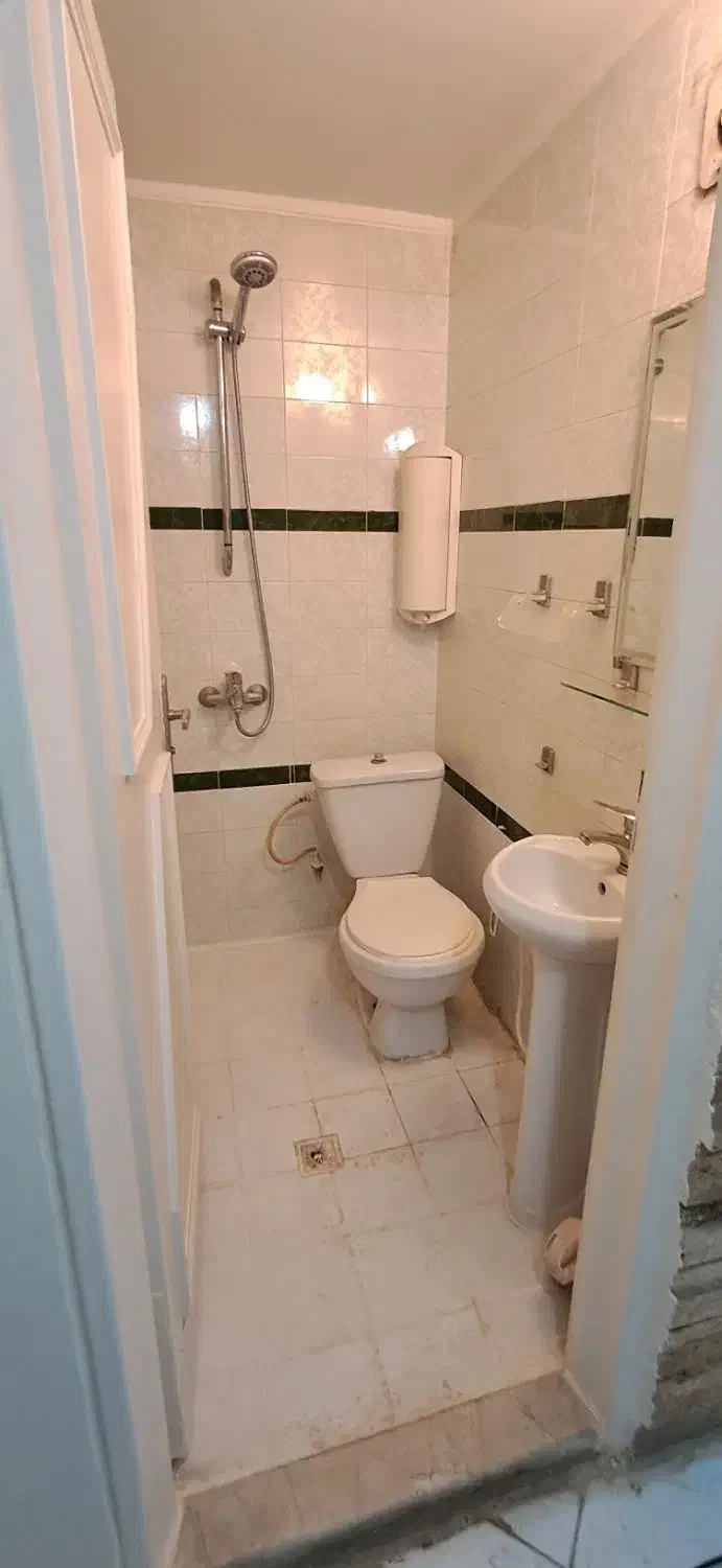 اپارتمان ۷۵ متری در خ کاشان