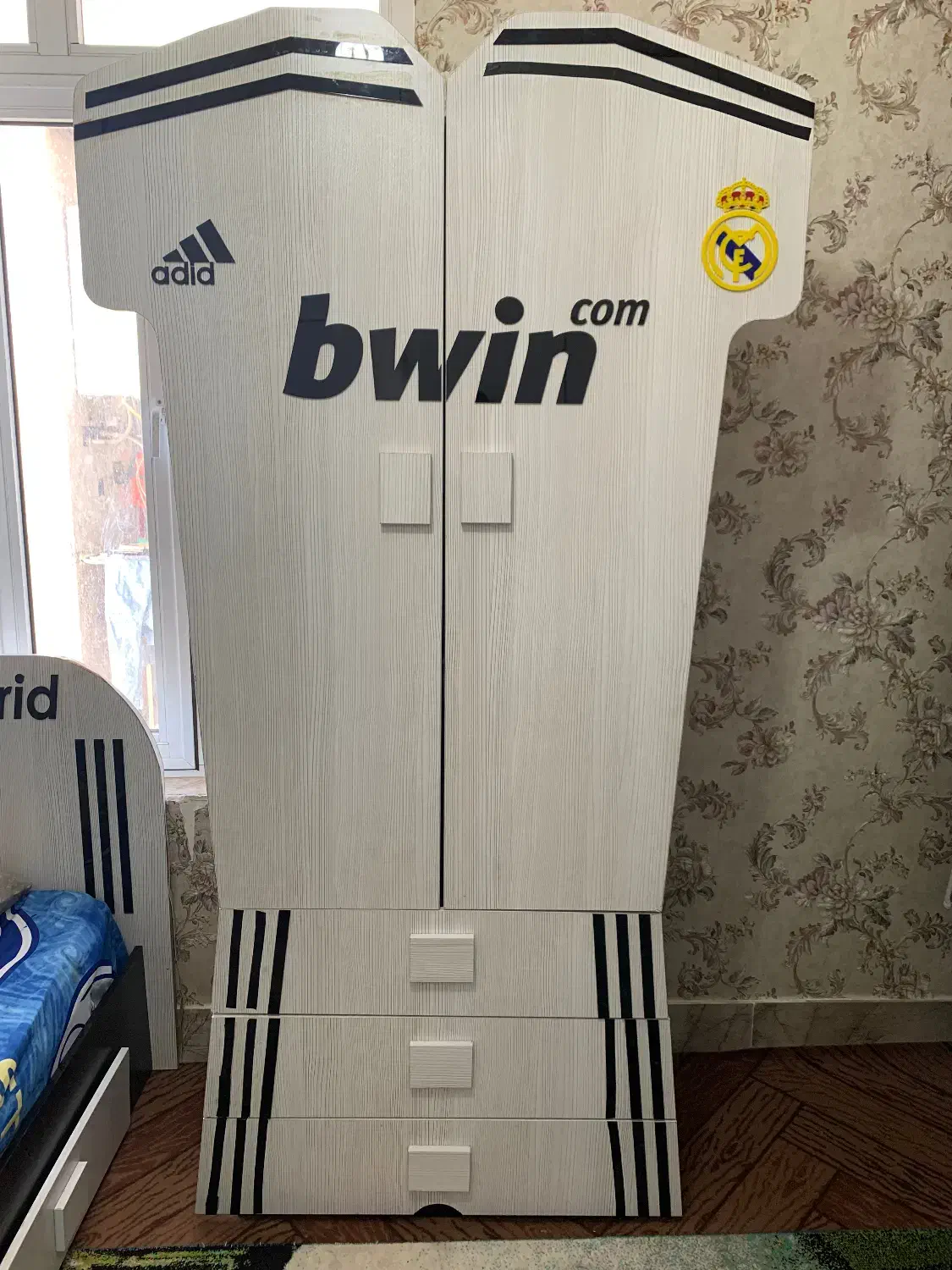 تخت خواب وکمدومیزکامپیوتردرحدنو|تخت و سرویس خواب|جوانرود, |دیوار