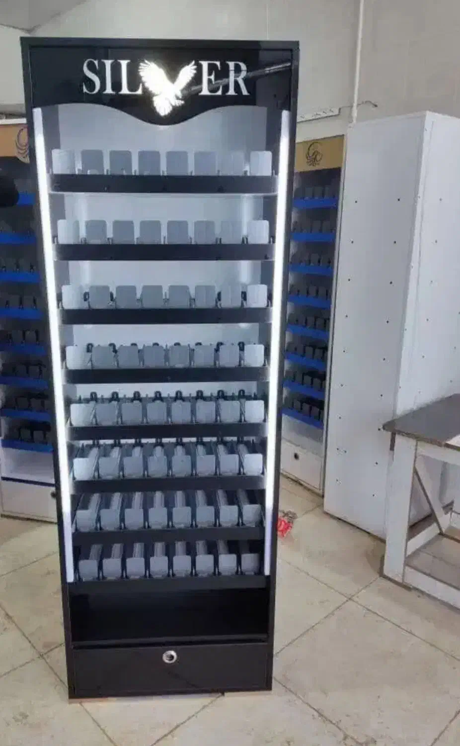 استند سیگار ایستاده و رومیزی ال ای دی دار|فروشگاه و مغازه|خرمآباد, |دیوار