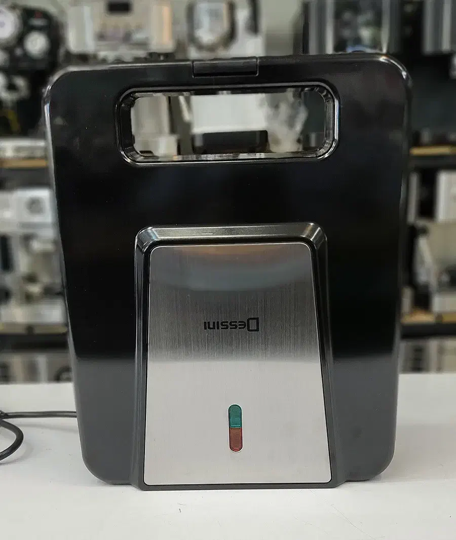 ساندویچ ساز 4تایی دسینی(شکسته)|اجاق گاز و لوازم برقی پختوپز|مشهد, آزادشهر|دیوار