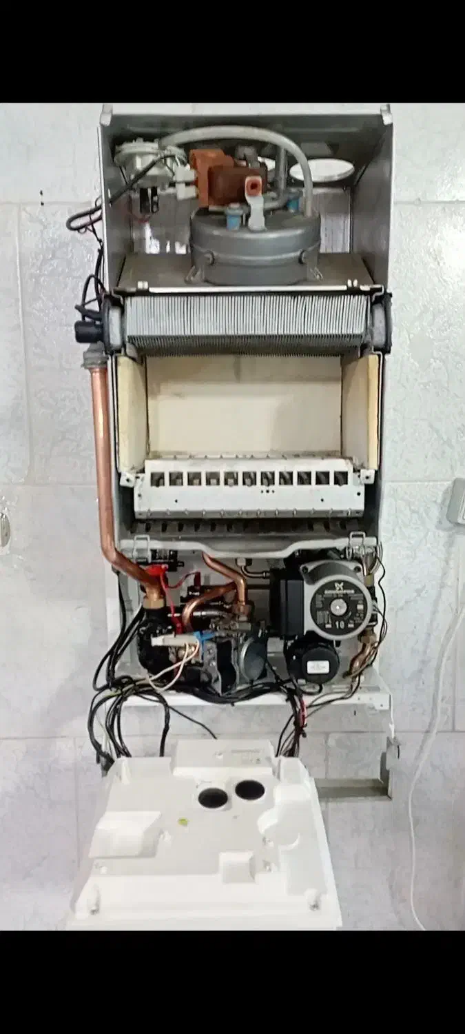 تعمیرکار پکیج   ایران رادیاتور و بوتان ۲۴ساعته|خدمات پیشه و مهارت|سنندج, |دیوار