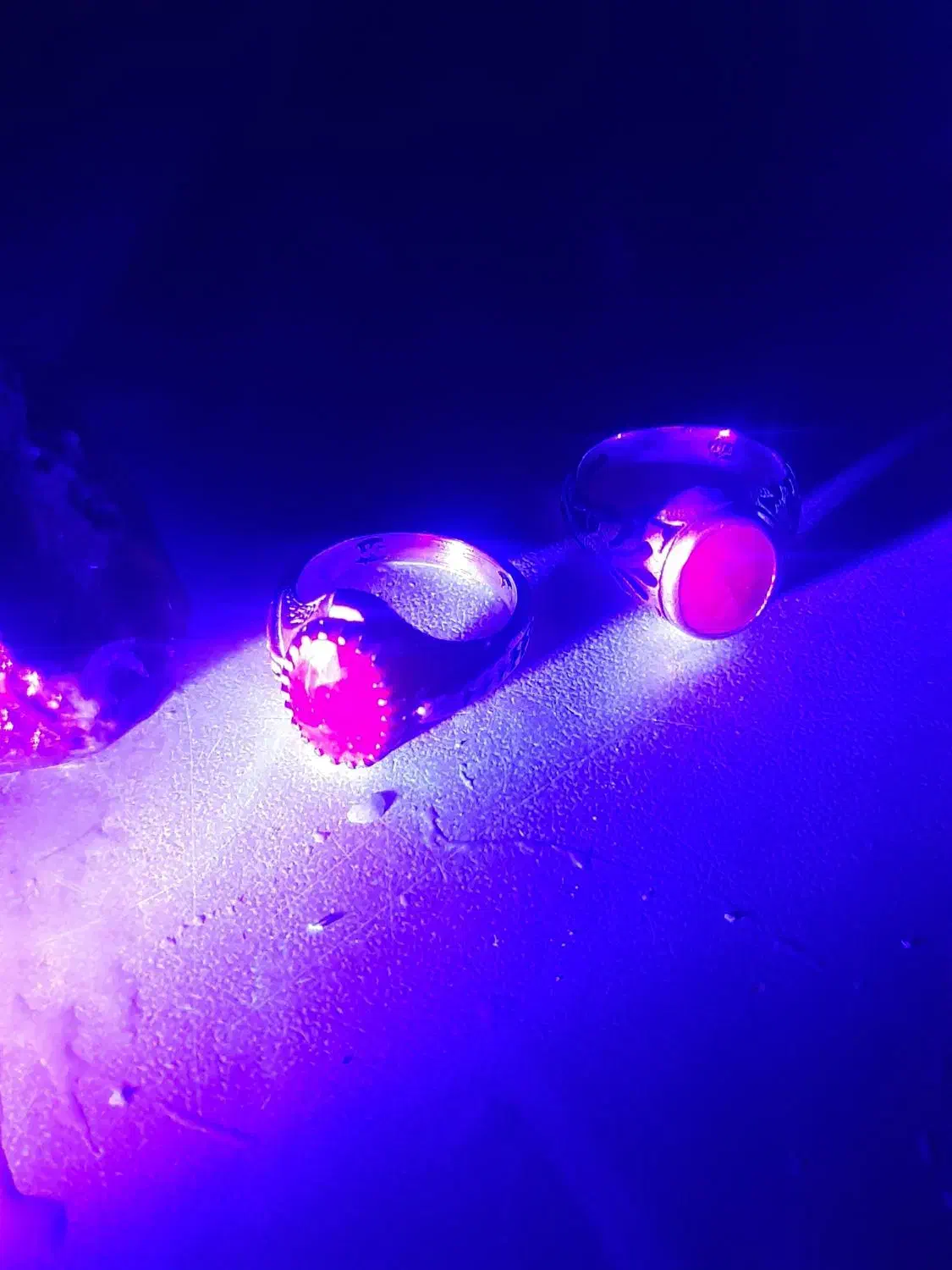 یاقوت سرخ آفریقایی اصل ومعدنی|جواهرات|رشت, منظریه|دیوار