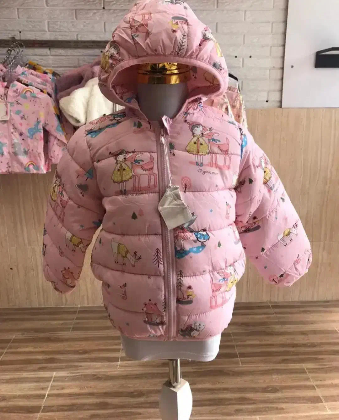 انواع لباس بچه گانه خارجی زیر قیمت|کفش و لباس بچه|خرمآباد, |دیوار