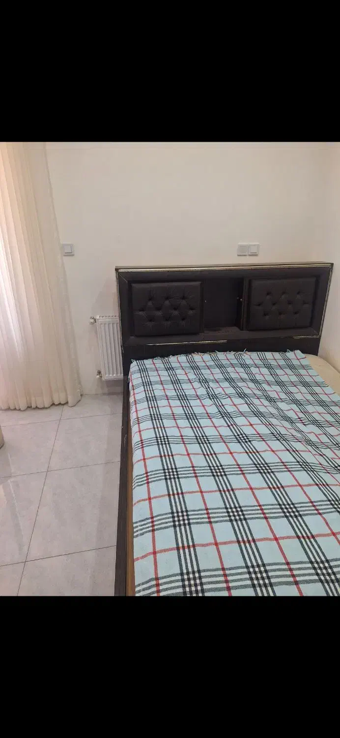 سرویس خواب|تخت و سرویس خواب|شیراز, انجیر|دیوار