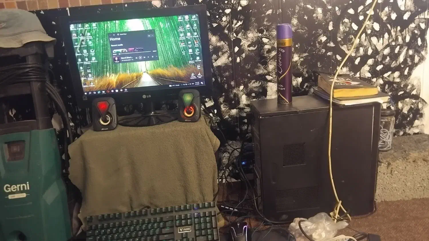 کامپیوتر|رایانه رومیزی|دالخانی, |دیوار