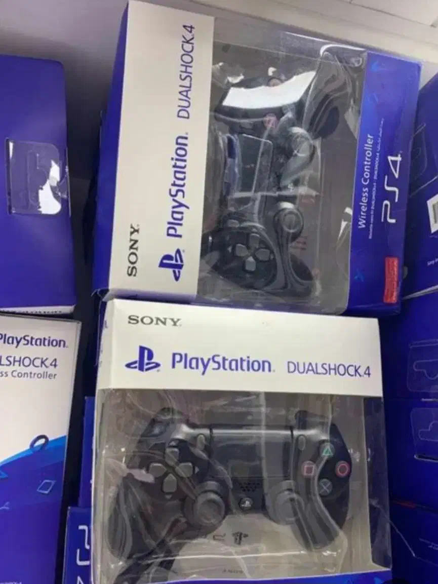 دسته و کیف ps4|کنسول، بازی ویدئویی و آنلاین|مشهد, پنجتن|دیوار