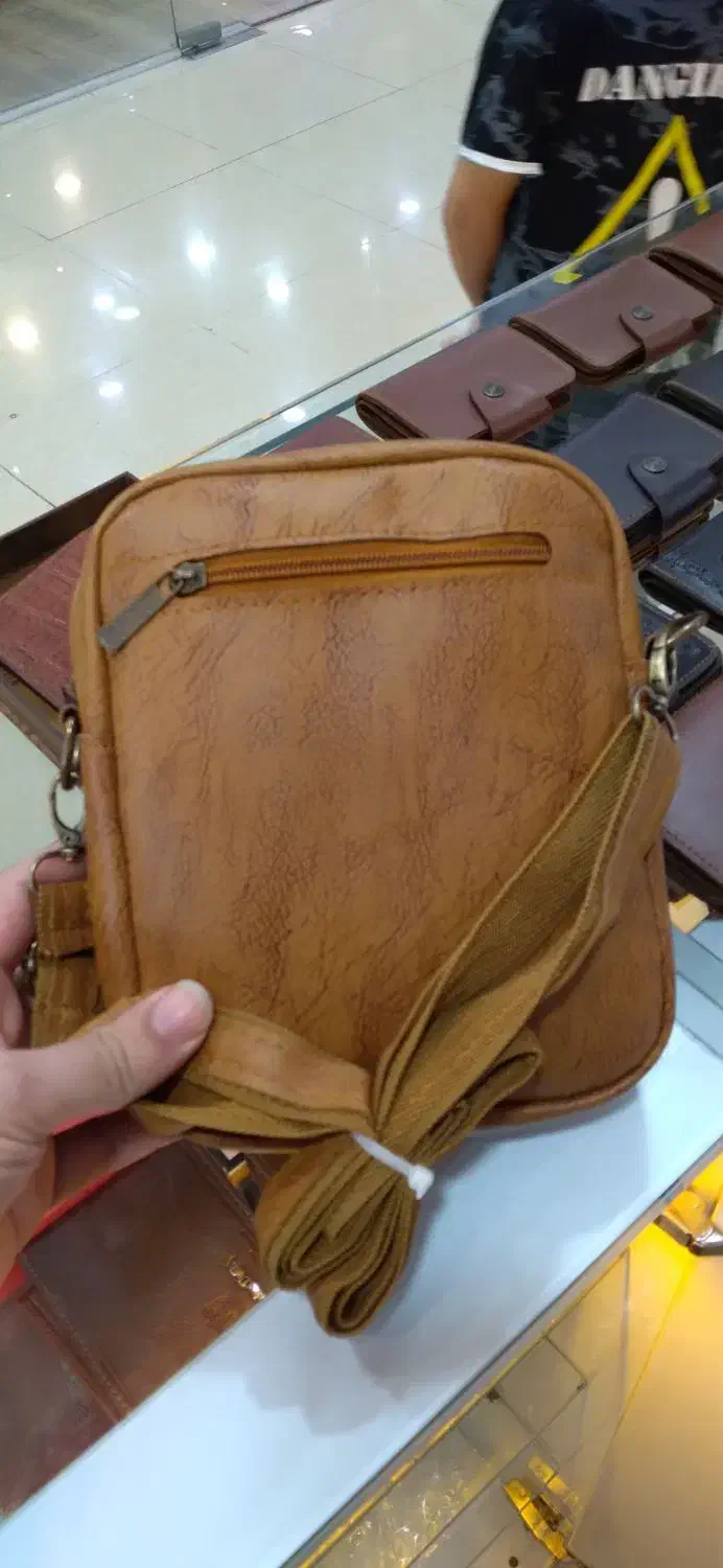 کیف دوشی چرم مرغوب|کیف، کفش، کمربند|بندر ماهشهر, |دیوار