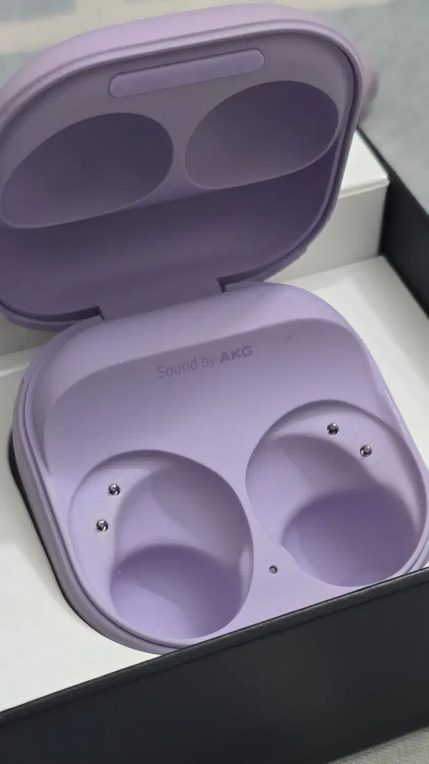 هندزفری بادز۲ پرو (گوش چپ خراب)|لوازم جانبی موبایل و تبلت|اصفهان, شهید رجایی|دیوار