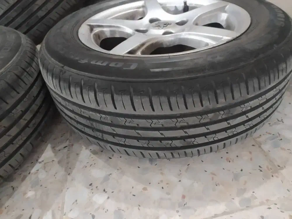 رینگ و لاستیک نو|قطعات یدکی و لوازم جانبی|کرج, باغستان|دیوار