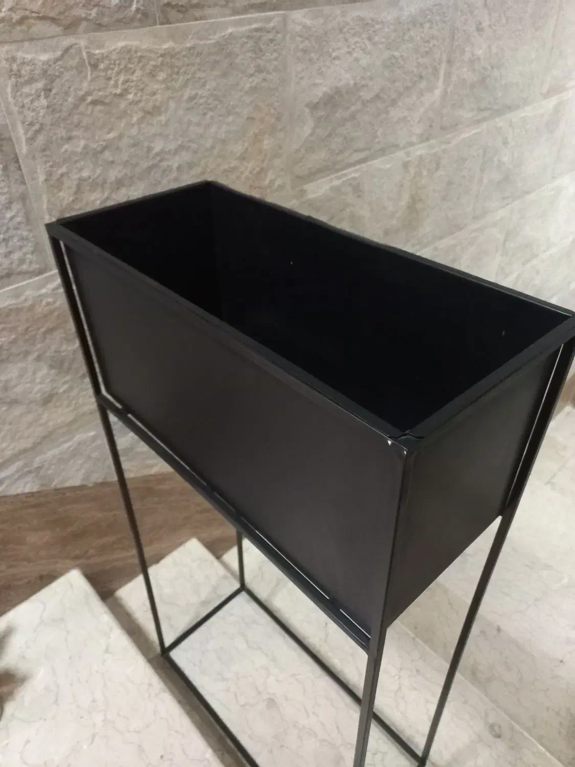 گلدان مدرن مینیمال|گل و گیاه طبیعی|قم, شهرک سازمان آب|دیوار