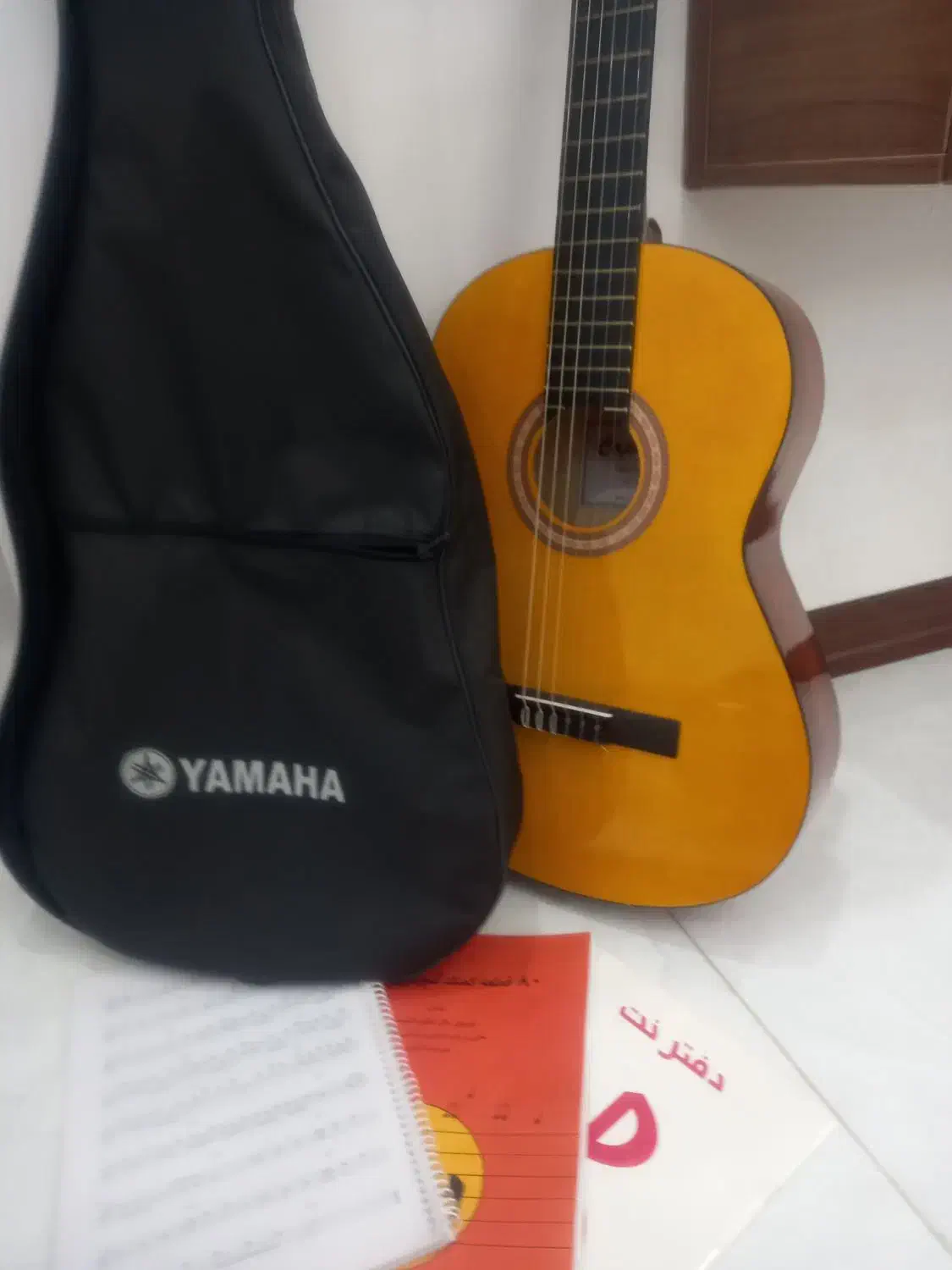 گیتار آریا|گیتار، بیس، امپلیفایر|اراک, |دیوار