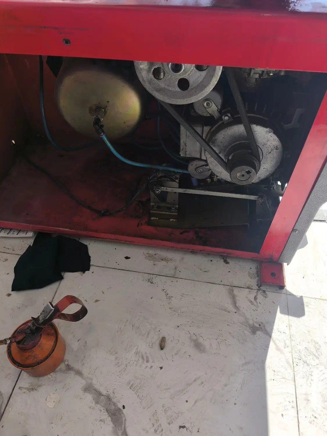 لاستیک درآر موتور اسکن|ماشینآلات صنعتی|اوز, |دیوار