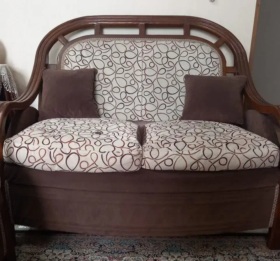 مبل ۷نفره سالم با چوب روس سفارشی|مبلمان خانگی و میز عسلی|تهران, باشگاه نفت|دیوار