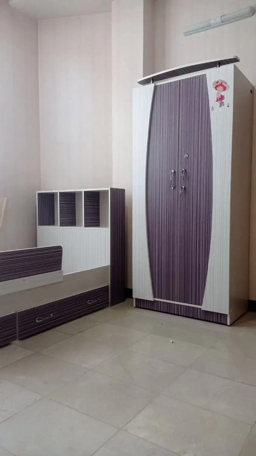 تخت و کمد کودک و نوجوان|تخت و سرویس خواب|برخوار, |دیوار