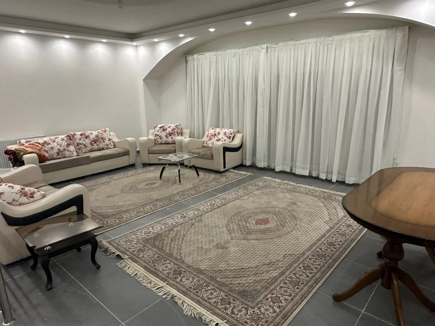 اجاره ویلا در باسمنج هروی|اجارهٔ کوتاه‌مدت ویلا و باغ|باسمنج, |دیوار