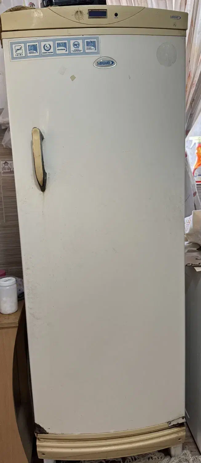 دوتا یخچال|یخچال و فریزر|رشت, حومه رشت|دیوار