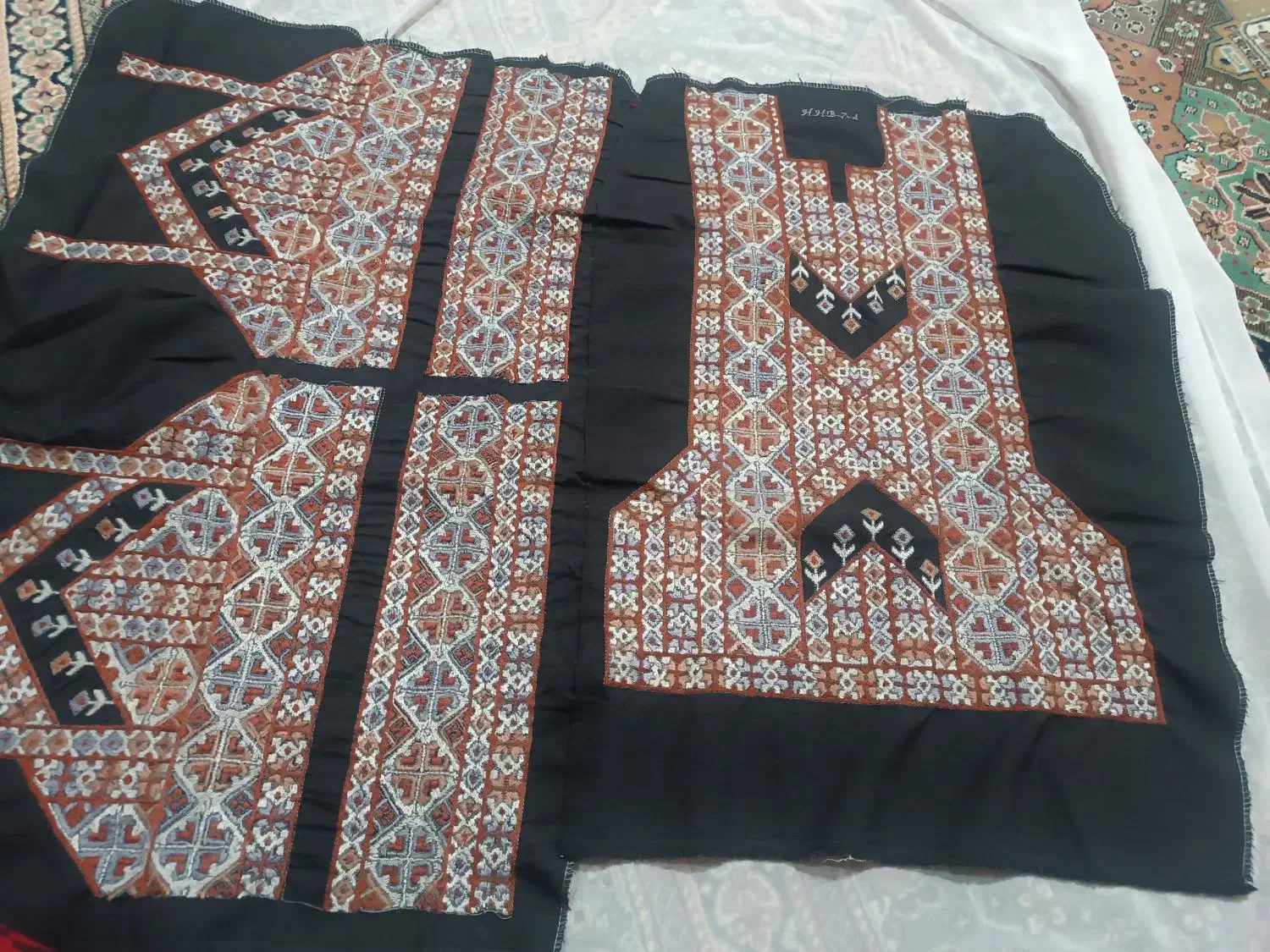 چرخ و دست عربی بچگانه .|کفش و لباس بچه|زاهدان, |دیوار