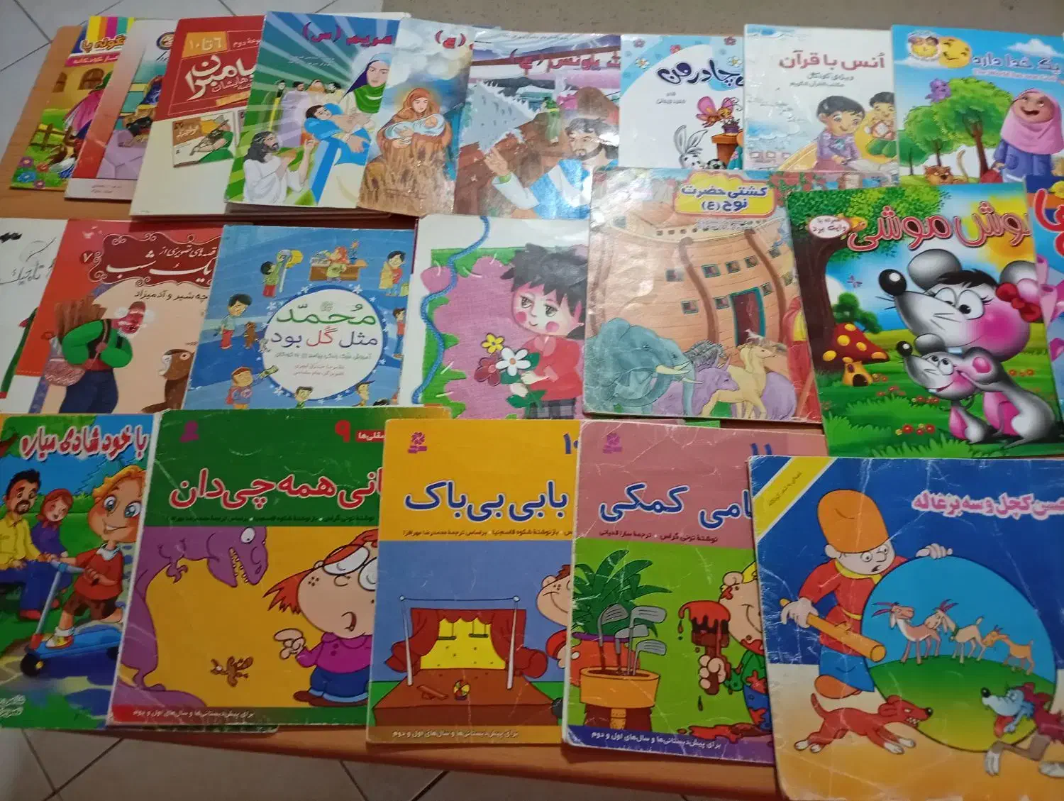 تعدادی کتاب داستان وزبان برای همه ی سنین موجوددارم|کتاب و مجله آموزشی|اصفهان, دستگرده|دیوار