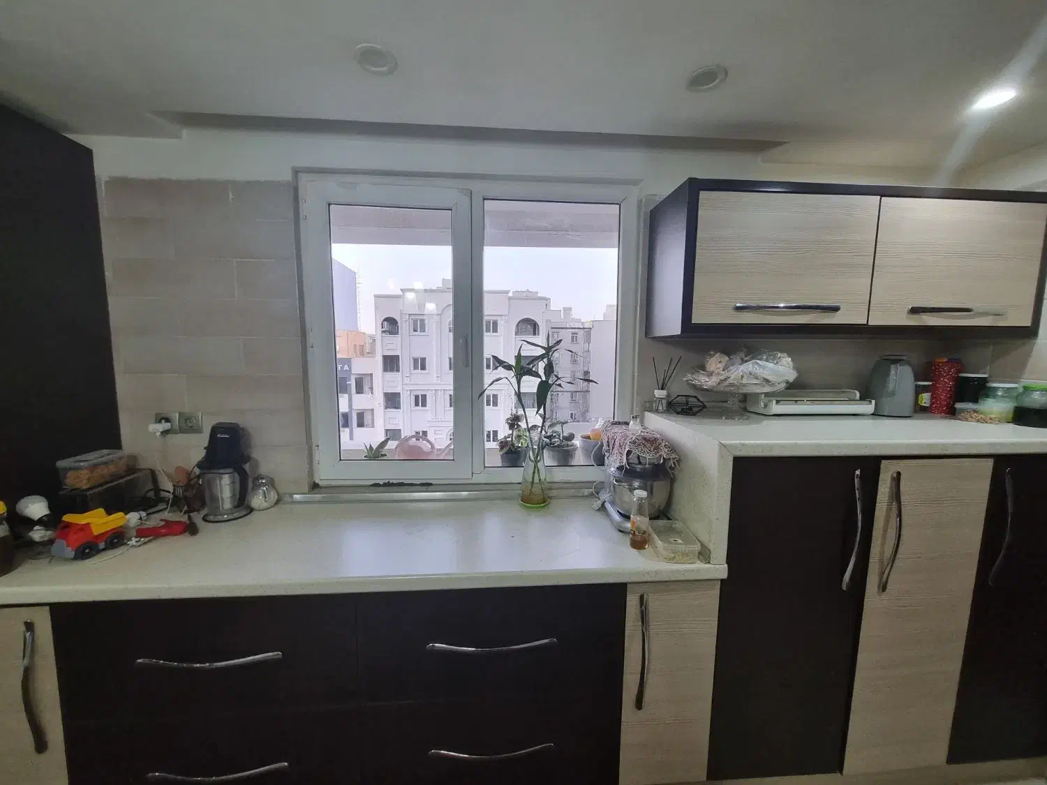 ۳۰۰ متر ۵ طبقه تک واحدی ۲ پارکینگ باکس، غربی|اجارهٔ آپارتمان|اهواز, کیانپارس |دیوار