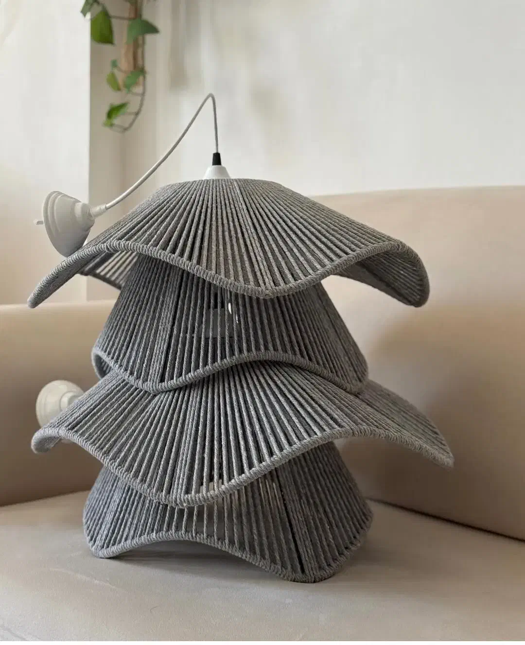 لوستر پینترستی مکرومه و رافیا|لوستر و چراغ آویز|مشهد, طلاب|دیوار