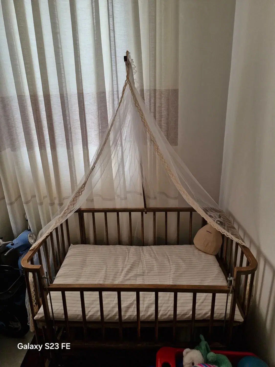 تخت کنار مادر نو حالت گهواره شو|تخت و صندلی بچه|فردیس, فردیس|دیوار