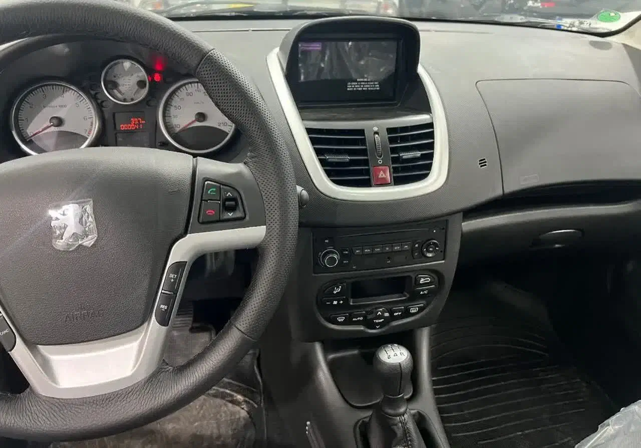 پژو 207i دنده ای TU5 مدل ۱۴۰۴ ،کارت طلایی دو ستاره|خودرو سواری و وانت|یزد, |دیوار