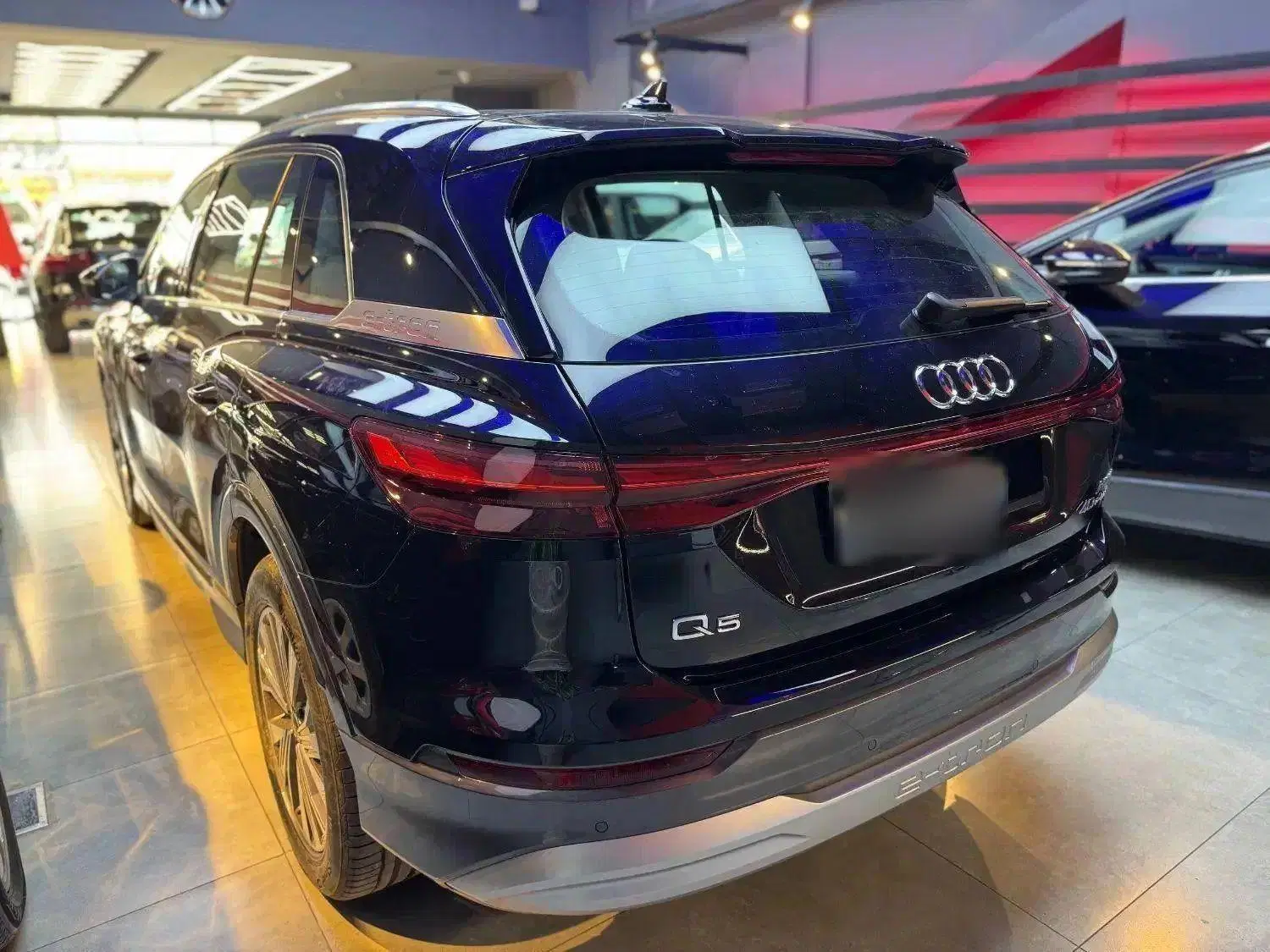 آئودی Q5 etron مدل 2024|خودرو سواری و وانت|مشهد, کوشش|دیوار