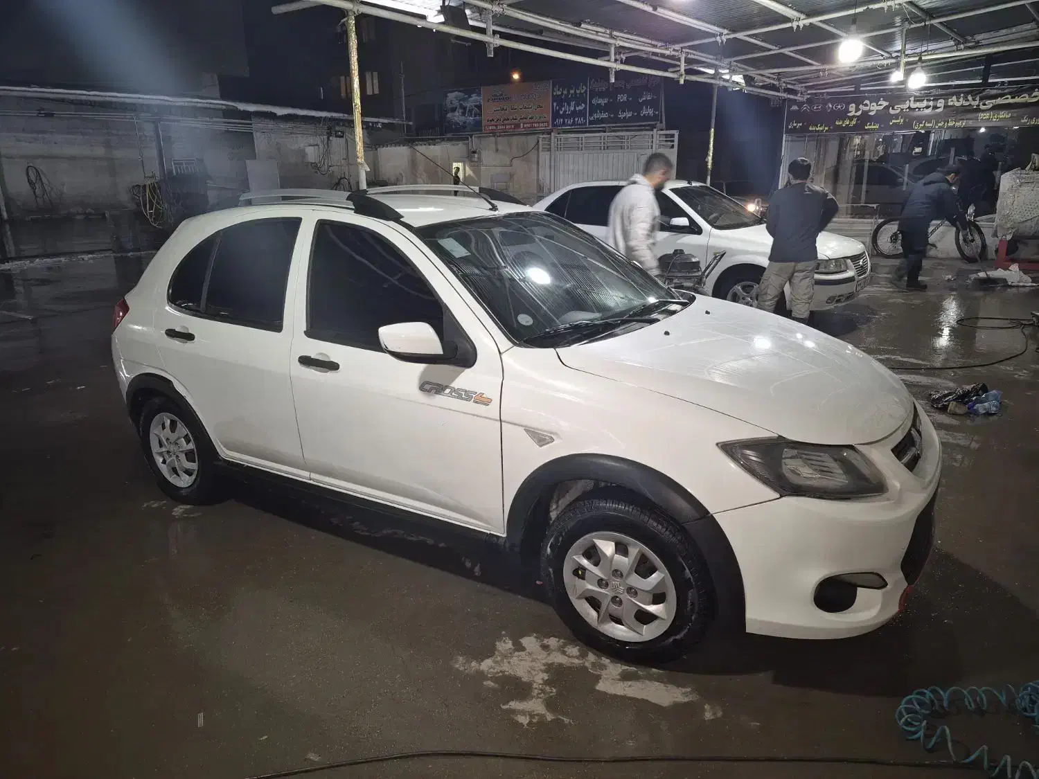 کوئیک آر سفید ۱۴۰۱|خودرو سواری و وانت|قزوین, |دیوار