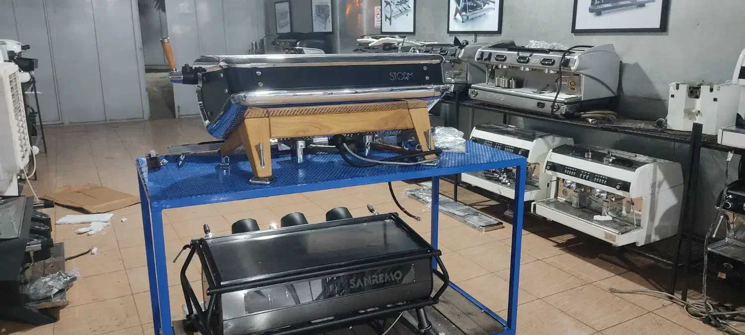 دستگاه اسپرسو ساز صنعتی یا قهوه ساز صنعتی|کافی‌شاپ و رستوران|شیراز, ارم|دیوار