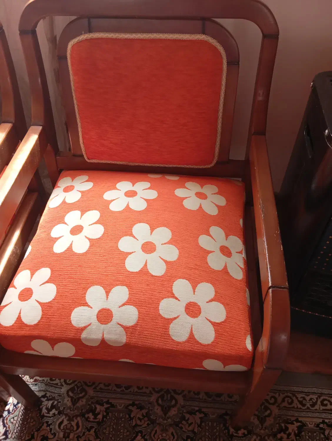 مبل راحتی ، هفت نفره|مبلمان خانگی و میز عسلی|چمستان, |دیوار