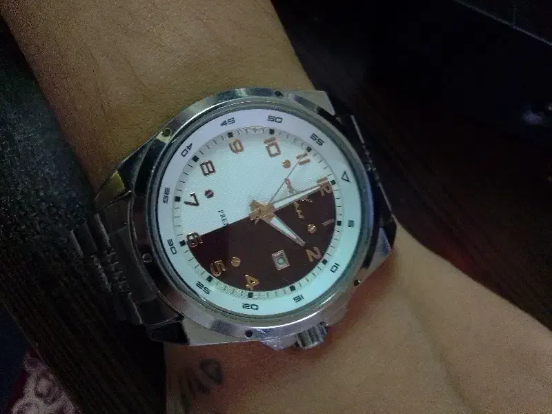 ساعت مچی|ساعت|گرگان, |دیوار