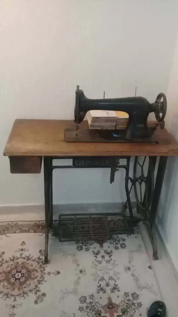 چرخ خیاطی سینگر قدیمی|کلکسیون اشیاء عتیقه|تهران, سهروردی|دیوار