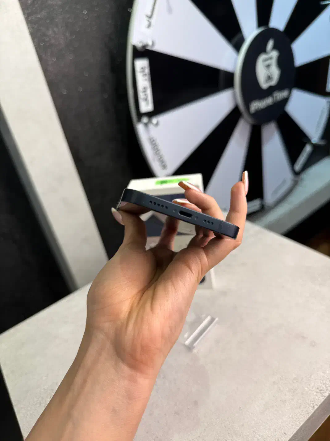 Iphone normal13 blackآیفون ۱۳ نرمال مشکی کارکرده|موبایل|تهران, صادقیه|دیوار