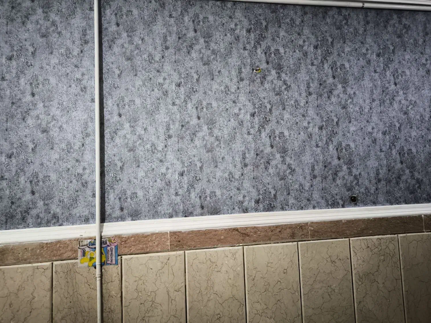 نصب کاغذ دیواری اصولی با 10سال ضمانت کار|خدمات پیشه و مهارت|ایرانشهر, |دیوار